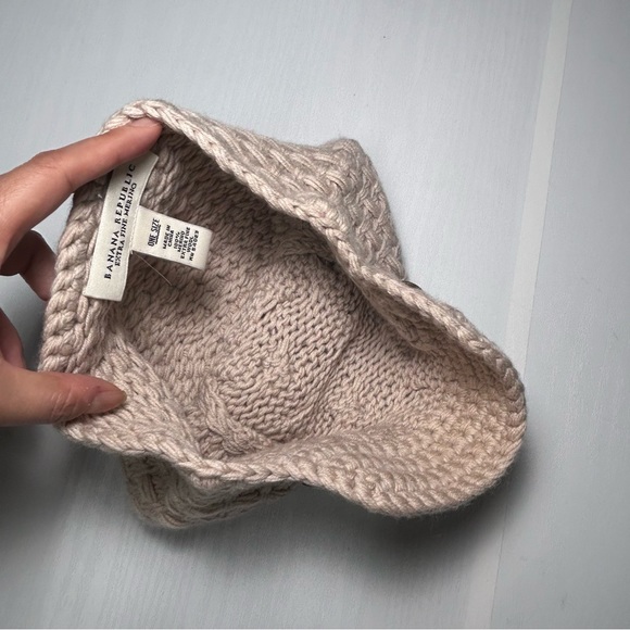 Banana Republic Merino Fine Wool Womens Tan Hat One Size - Picture 6 of 11